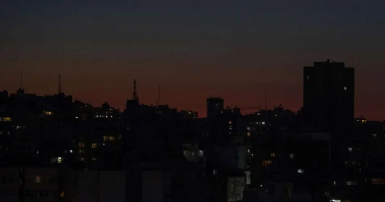 انقطاع عام للتيار الكهربائي في سوريا