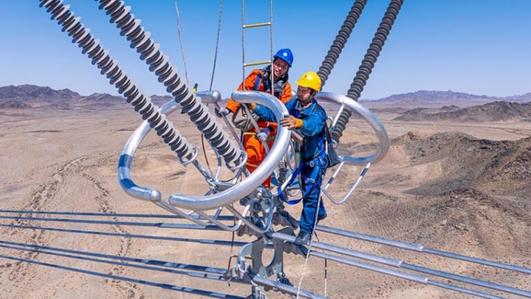 #CHINA-XINJIANG-CHONGQING-ULTRA-HIGH VOLTAGE PROJECT-OPERATION (CN)