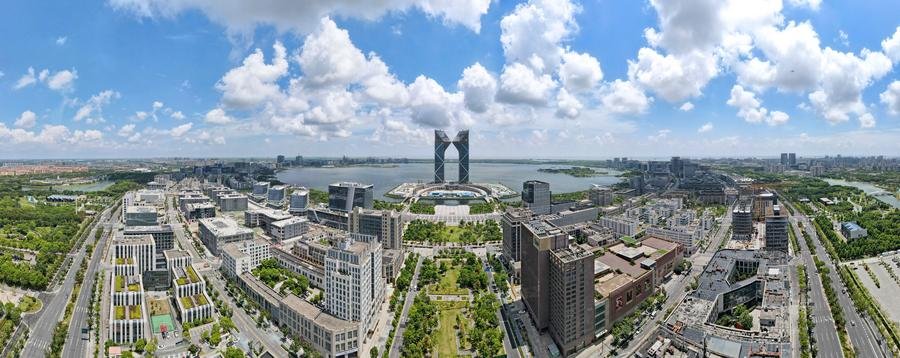 (China Economic Roundtable) Xinhua Headlines: China's historic socio-economic achievements over past five years