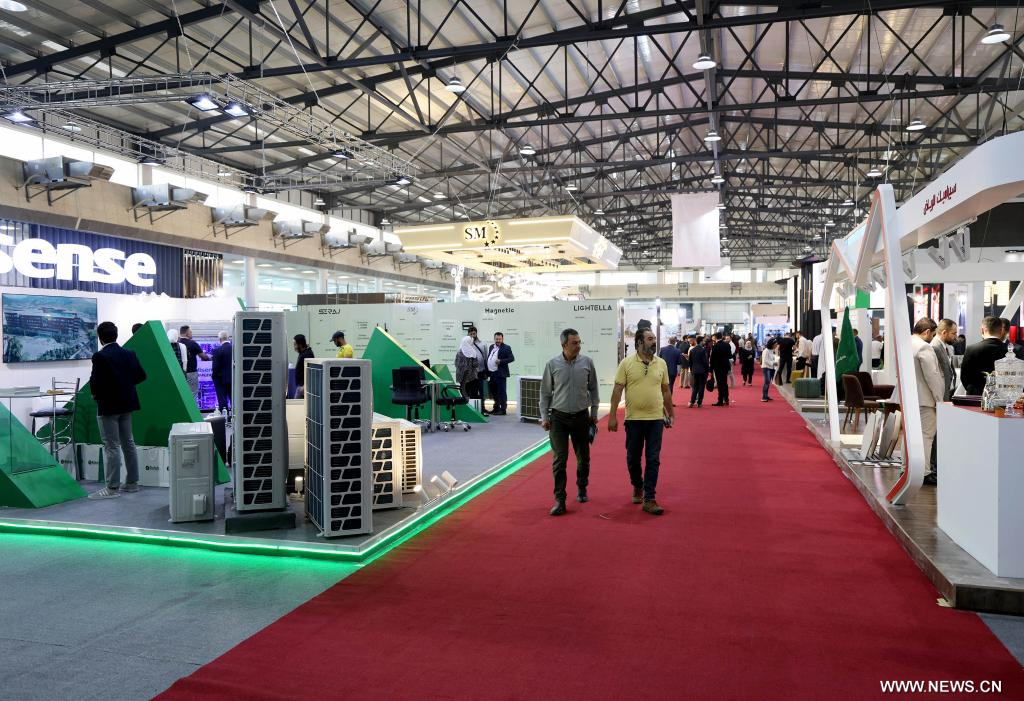 سوق الإعمار السوري يجذب المستثمرين رغم العقوبات والحواجز اللوجستيةد