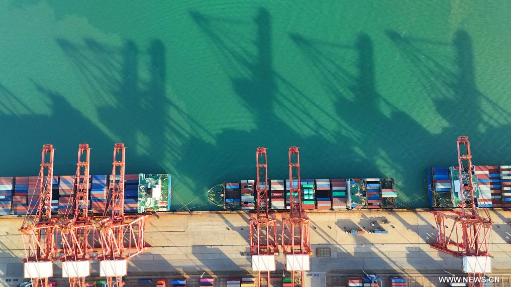 محافظاً على مرونته.. نمو مطرد لقطاع التجارة الخارجية للصين خلال الفترة يناير-نوفمبر