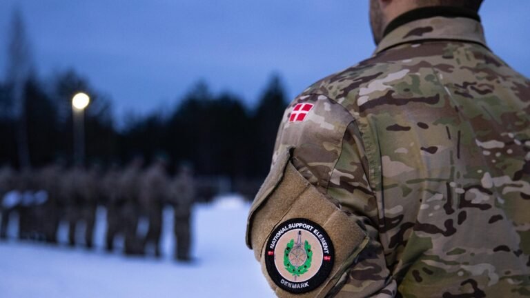 تعزيزات عسكرية دنماركية إلى جرينلاند