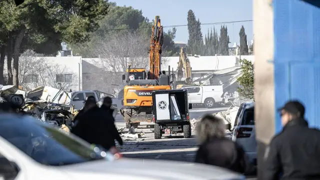 مكاتب الأونروا في القدس يُقابل بتنديد أممي وعربي واسع