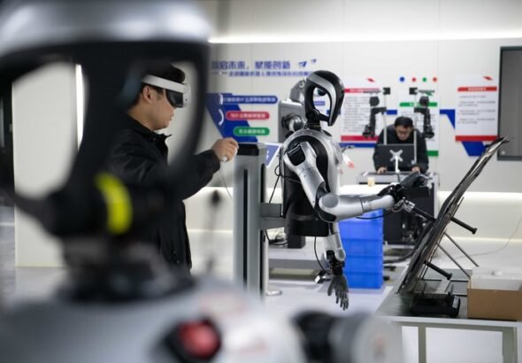 مدرب الروبوتات