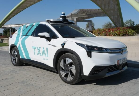 ويرايد الصينية تطلق خدمة التشغيل التجاري لسيارات الأجرة ذاتية القيادة في أبوظبي الإماراتية