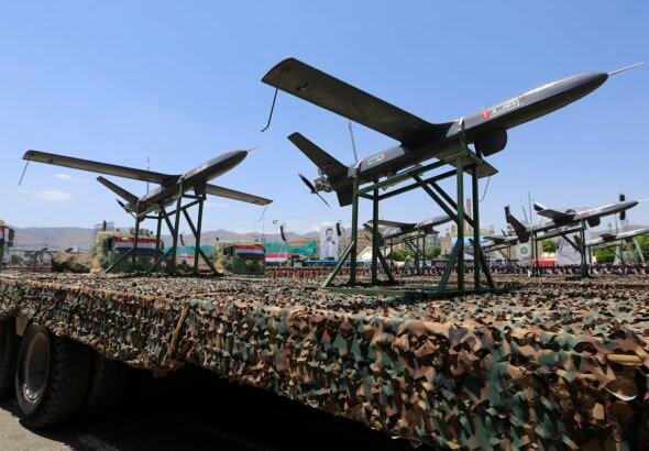 في هجوم ثان.. الحوثيون يعلنون قصف أهداف في إسرائيل بصواريخ ومسيرات