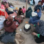 في يوم المرأة العالمي.. معركة يومية تخضوها نساء غزة من أجل البقاء