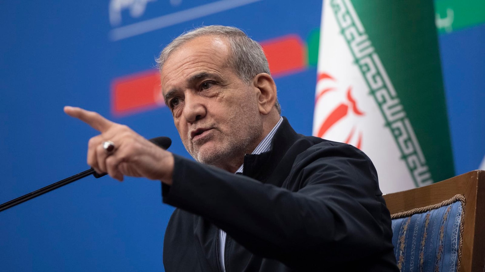 رئيس إيران: الحصار البحري الأمريكي امتداد للعمليات العسكرية