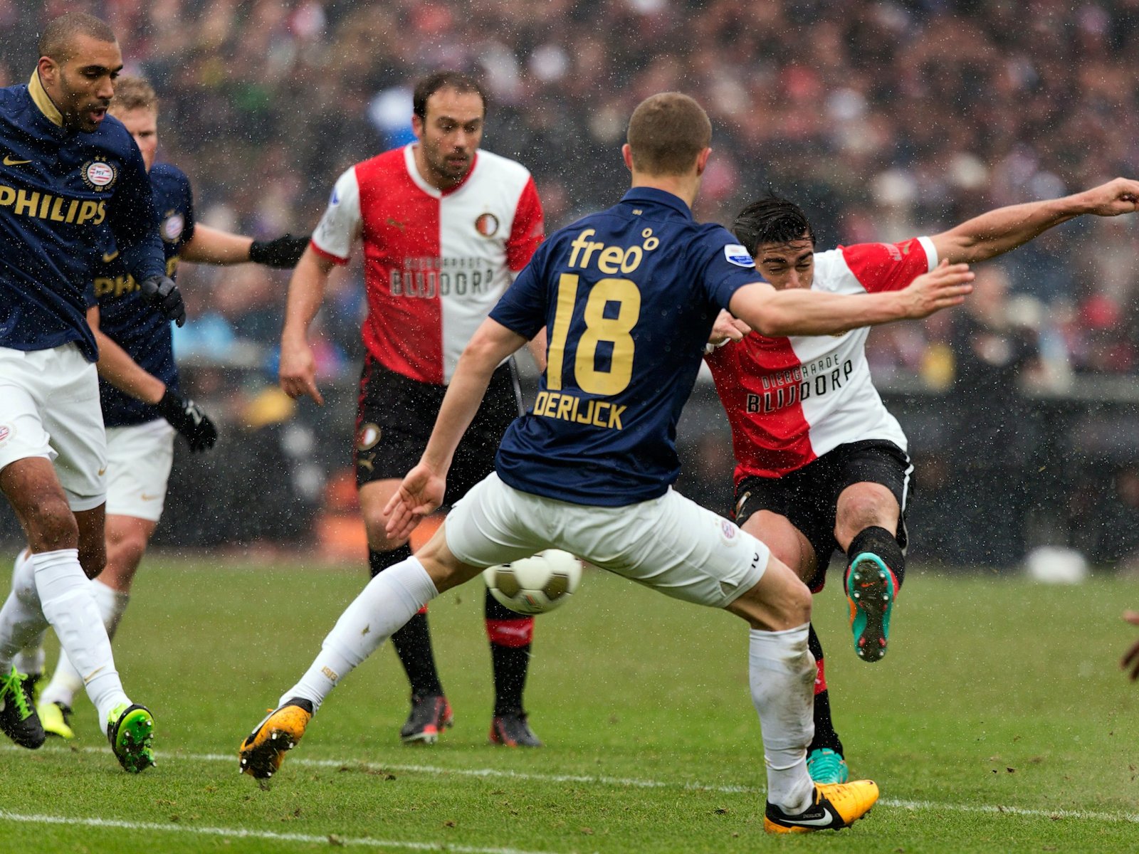 "الولاء لإندونيسيا".. زلزال يهدد بإعادة 133 مباراة في الدوري الهولندي