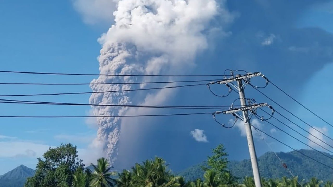 3 dead in Indonesia’s Mount Dukono volcanic eruption, Singaporeans among missing