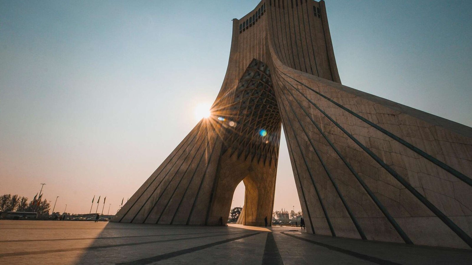 14 بندا... إعلام إيراني يكشف عن تفاصيل رد طهران على المقترح الأمريكي