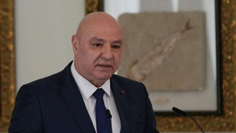 عون: لا عودة عن مسار المفاوضات مع إسرائيل ولبنان مستعد لتسريع وتيرتها