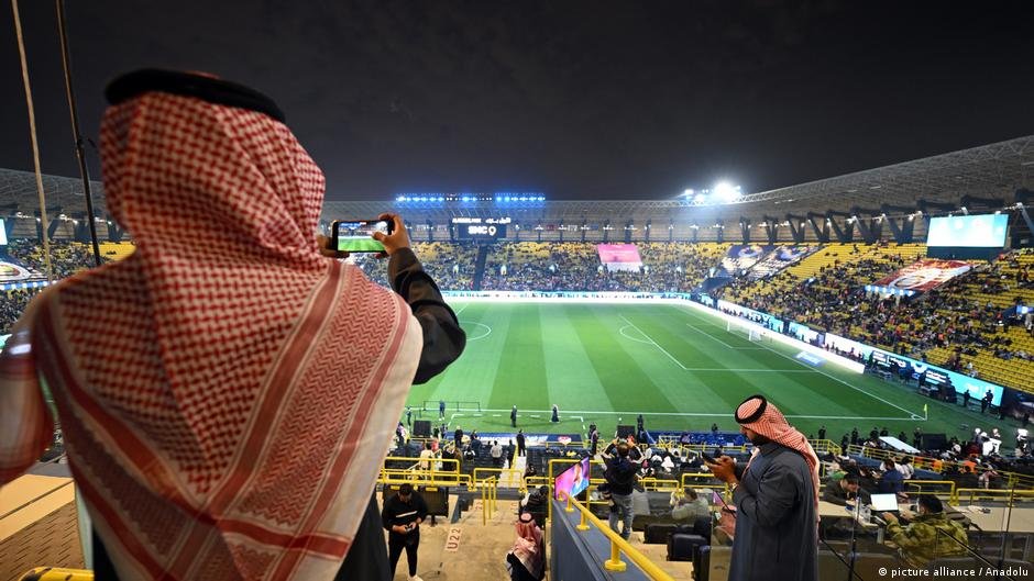 هل انتهت مرحلة "الإنفاق المفتوح" في الرياضة السعودية؟