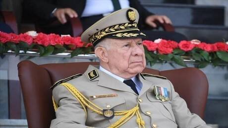 رئيس الأركان الجزائري يدعو لتجاوز الماضي "الأليم" مع فرنسا "دون نسيانه" وبناء علاقات احترام متبادل
