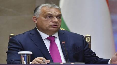 حزب أوربان يدعو إلى رفض دعوات رئيس الوزراء الهنغاري الجديد لاستقالة رئيس الجمهورية
