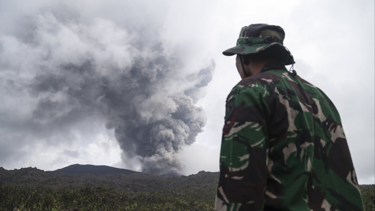 Indonesia finds bodies of 2 Singaporeans killed in Mount Dukono eruption