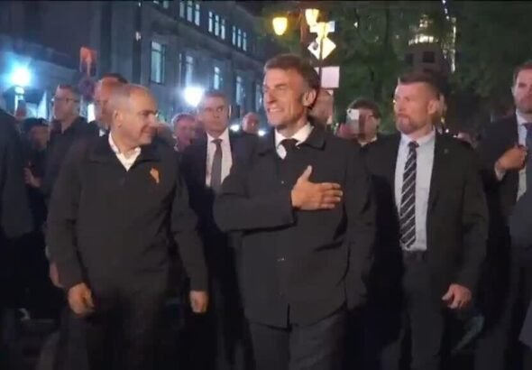 استقبال حاشد لماكرون في شوارع يريفان خلال زيارة دولة لأرمينيا