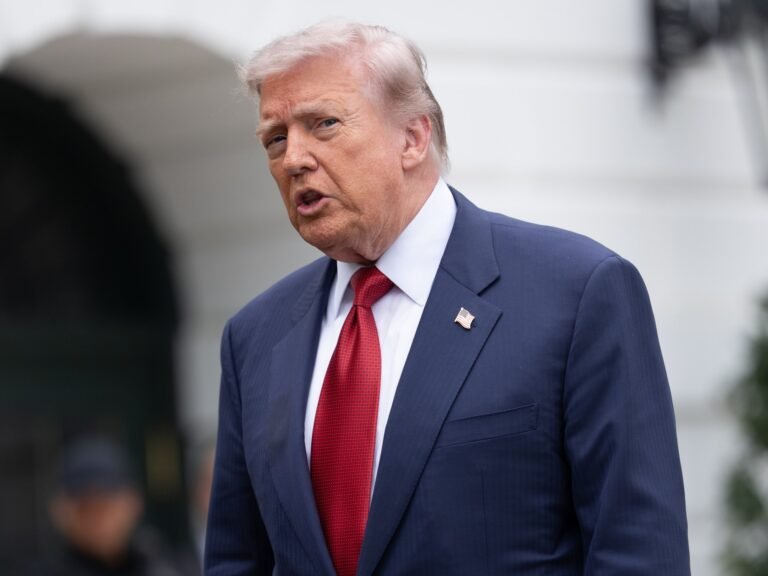 ترمب: "قوة الفضاء" تراقب يورانيوم إيران وسنفجره إذا اقترب منه أحد
