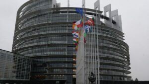 برلماني أوروبي: يجب حرمان دول البلطيق من حماية حلف الناتو بسبب استفزازاتها لروسيا