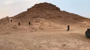 إلى أي مدى يعزز التنسيق الثلاثي أمن الحدود بين تونس وليبيا والجزائر؟