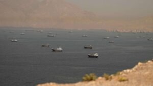 إعلام: إيران تتوقع تحقيق مكاسب سنوية غير متوقعة بنحو 40 مليار دولار من إعادة فتح مضيق هرمز