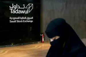 الأسواق الخليجية تتراجع مع تصاعد التوترات في المنطقة