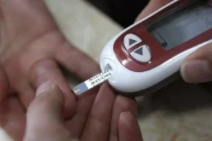أثبتت فاعليتها لدى 150 مريضاً… تغييرات يومية تساعد في السيطرة على السكري