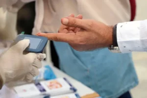 ما العلاقة بين التوتر وارتفاع السكر في الدم؟