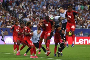 الرأس الأخضر يواصل مغامرته المونديالية بتعادل «بطولي» أمام الأوروغواي