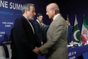 عراقجي يؤكد إحراز «تقدم كبير» بشأن لبنان ورفع القيود المفروضة على النفط
