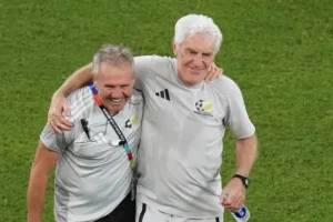 مدرب جنوب أفريقيا: كتبنا التاريخ… من الصعب وصف شعوري