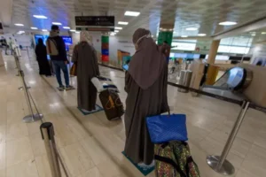 السعودية تعلق السفر لـ3 دول أفريقية احترازاً من «إيبولا»