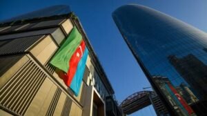 البرلمان الأذربيجاني يتهم فرنسا بشن هجمات هجينة