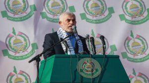 كيف خدعت حماس إسرائيل قبل 7 أكتوبر؟ وثائق تكشف "خطة السنوار السرية"