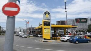 رئيس "روس نفط" يرفع مقترحاته للرئيس بوتين حول ضبط سوق الوقود