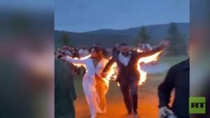 تركيا.. اشتعال النار في ملابس زوجين أثناء حفل الزفاف