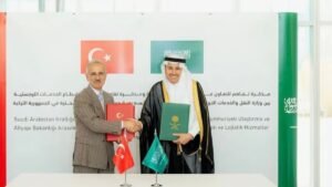 يديعوت أحرونوت: ممر تجاري تركي سعودي بديل يقلق إسرائيل