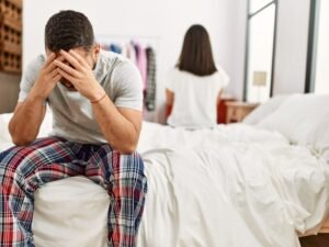 ما العلاقة بين النوم والرغبة الجنسية؟ هذا ما يقوله العلم