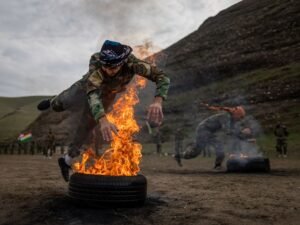 الحرس الثوري يعلن استهداف المعارضة الكردية الإيرانية بكردستان العراق
