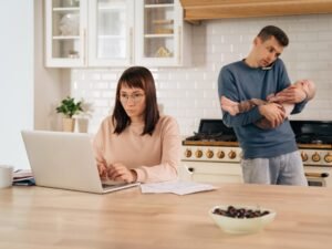 لاتحبه ولا تكرهه.. متى يتحول زواجك من علاقة إلى مجرد تعايش؟
