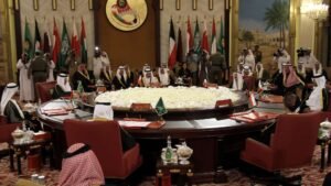 مجلس التعاون الخليجي: تهديدات باب المندب تستوجب موقفا دوليا حازما