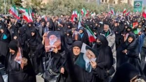 من طهران إلى كربلاء ومشهد… إيران تكشف تفاصيل مراسم تشييع خامنئي بحضور وفود من 100 دولة