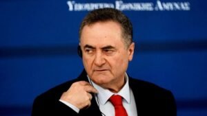 وزير الدفاع الإسرائيلي: ندرس إخلاء بلدات فلسطينية بدعوى منع الهجمات في الضفة الغربية
