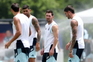 مونديال 2026: مواجهة ميسي وصلاح تتصدر اليوم الأخير من دور الـ16