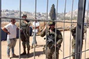 عائلة فلسطينية: الجيش الإسرائيلي يمنعنا من استخدام «مرحاضنا» الخاص
