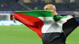 "فيفا" يحسم الجدل.. أول تعليق رسمي بعد رفع حسام حسن العلم الفلسطيني