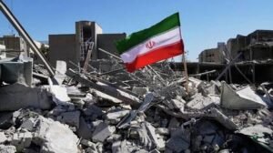 إيران تعلن مقتل 14 شخصا جراء الغارات الأمريكية الأخيرة