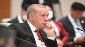 أردوغان: تركيا تبقي قنوات الاتصال مفتوحة لتحقيق تسوية في أوكرانيا