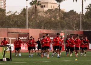 الأهلي المصري يتعاقد مع مهاجم منتخب الجزائر