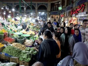 بزشكيان يوجه بتسريع تمويل استيراد السلع الأساسية لضمان استقرار الإمدادات